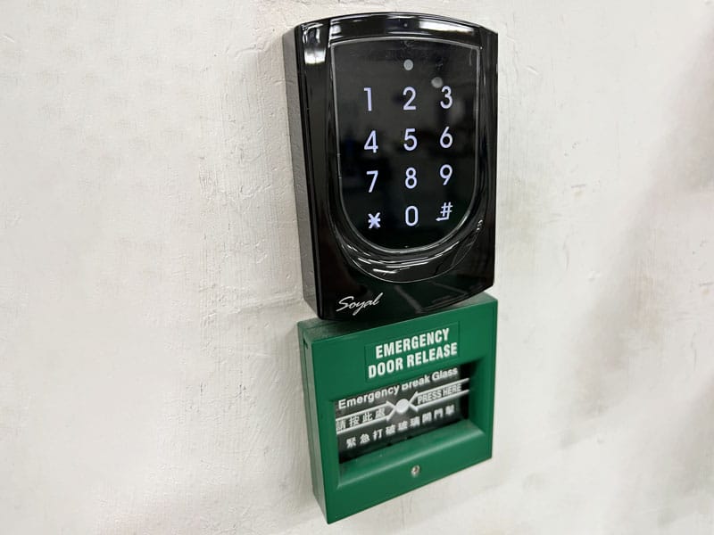 NEC-Hong-Kong-Logistics-Door Lock